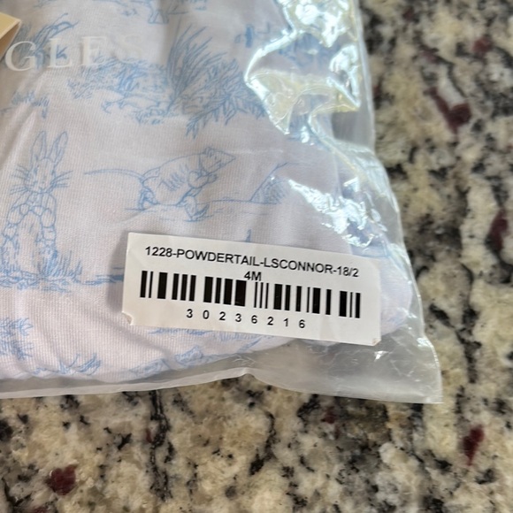 Little Snuggles Peter Rabbit Sleeper - Picture 10 of 11